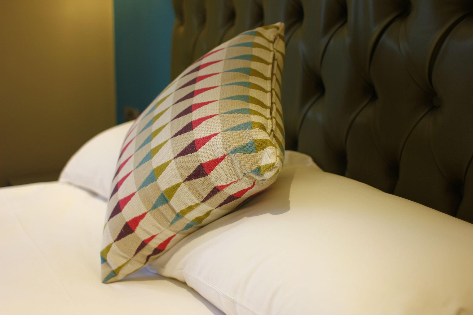 The Victoria Hotel Manchester By Compass Hospitality Oldham Ngoại thất bức ảnh