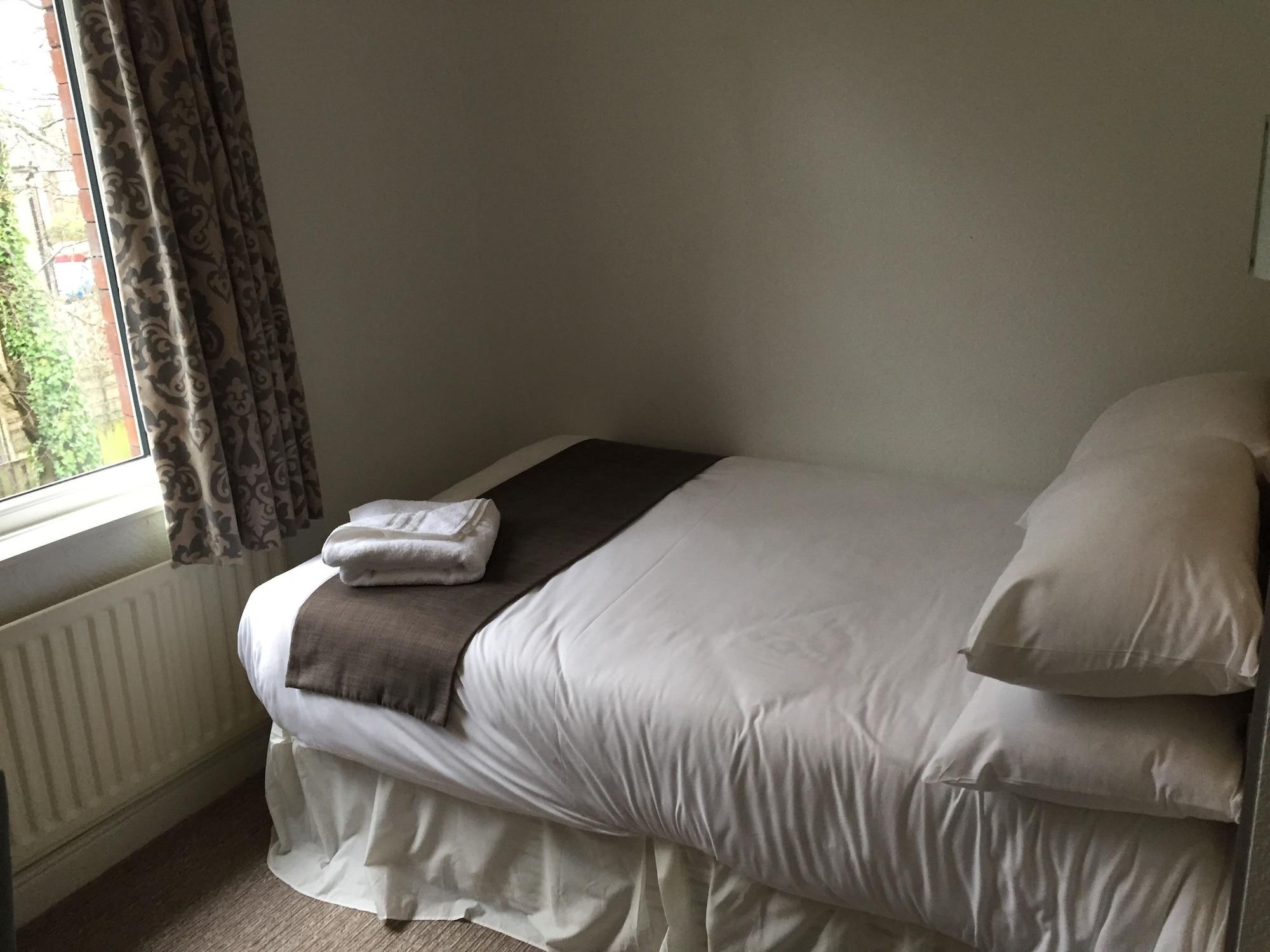 The Victoria Hotel Manchester By Compass Hospitality Oldham Ngoại thất bức ảnh