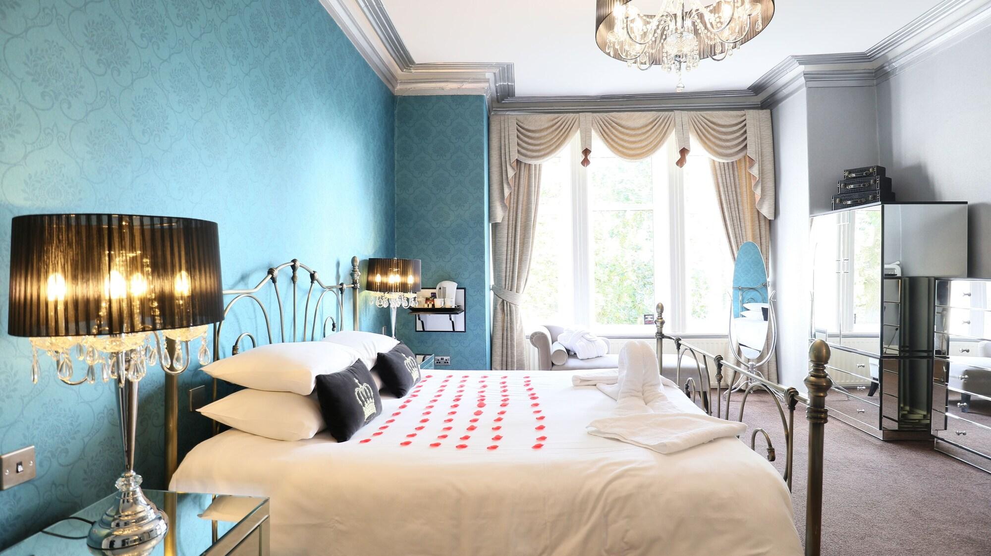 The Victoria Hotel Manchester By Compass Hospitality Oldham Ngoại thất bức ảnh