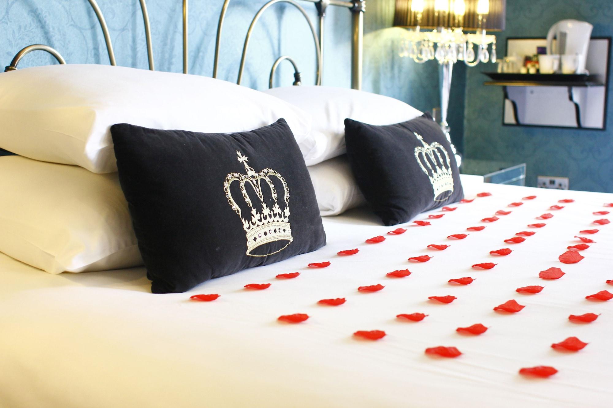 The Victoria Hotel Manchester By Compass Hospitality Oldham Ngoại thất bức ảnh