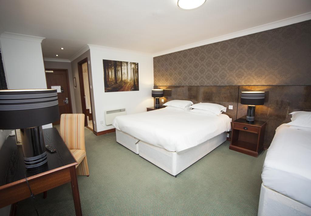 The Victoria Hotel Manchester By Compass Hospitality Oldham Ngoại thất bức ảnh