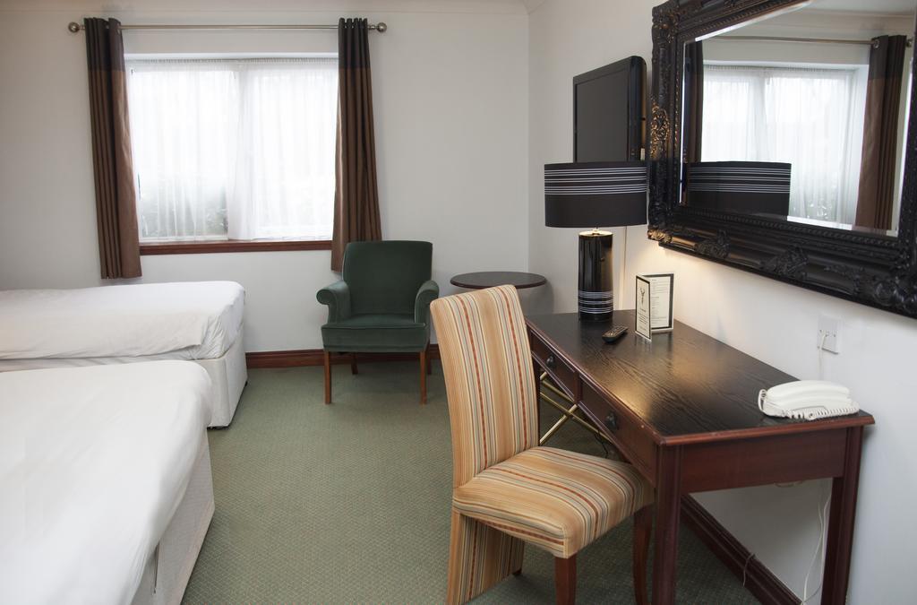 The Victoria Hotel Manchester By Compass Hospitality Oldham Ngoại thất bức ảnh