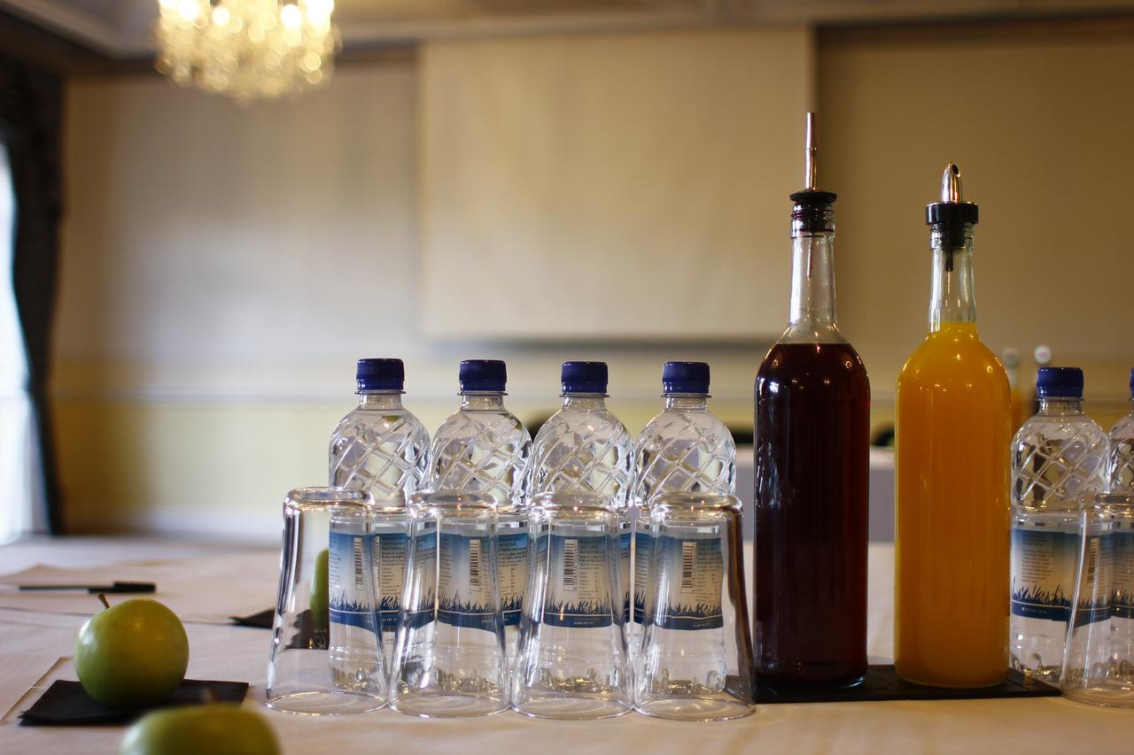 The Victoria Hotel Manchester By Compass Hospitality Oldham Ngoại thất bức ảnh