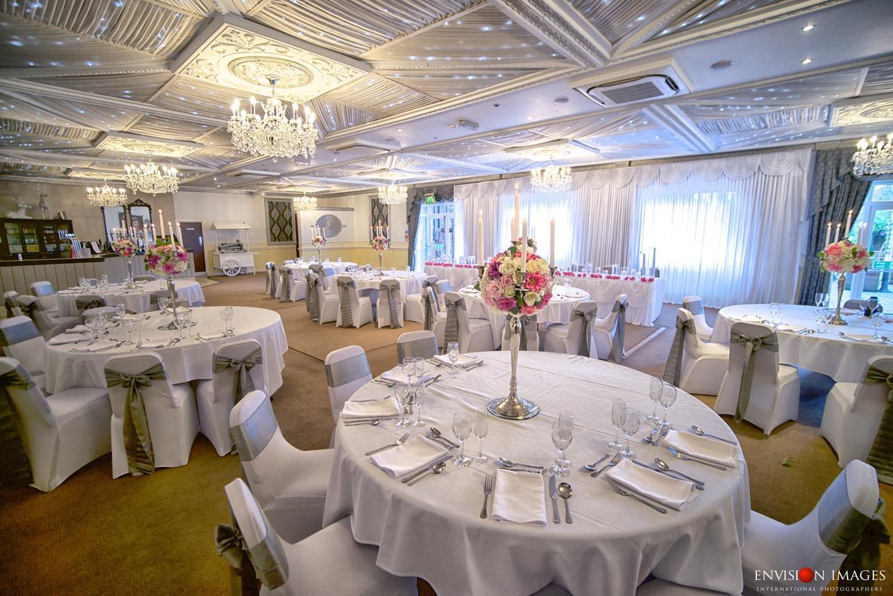 The Victoria Hotel Manchester By Compass Hospitality Oldham Ngoại thất bức ảnh