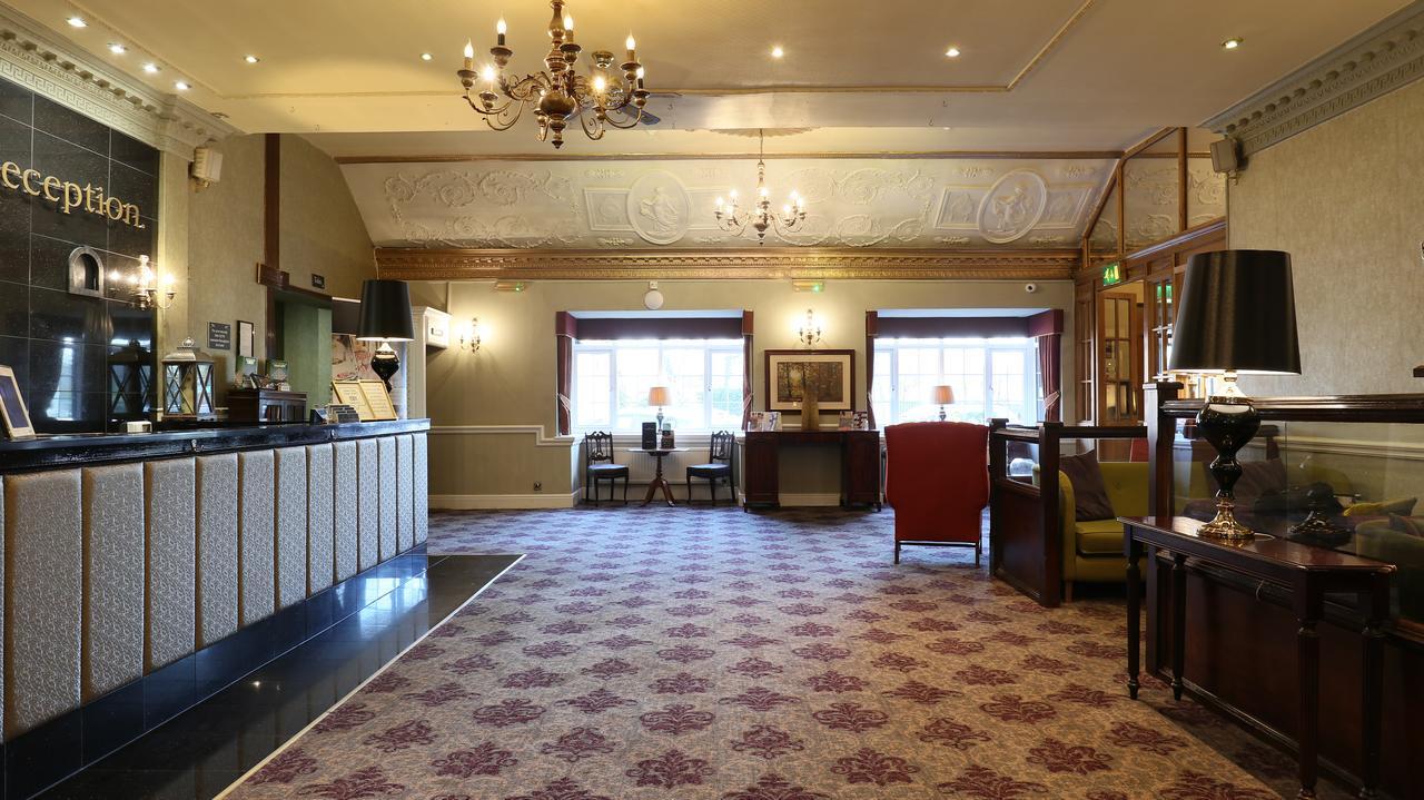 The Victoria Hotel Manchester By Compass Hospitality Oldham Ngoại thất bức ảnh